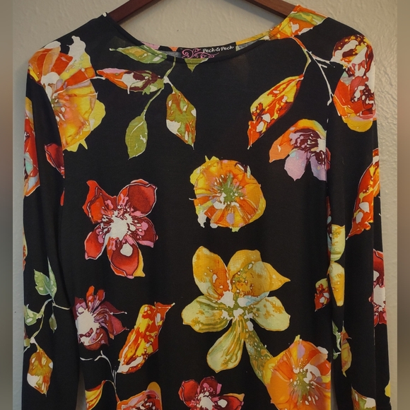 Peck & Peck Black Vibrant Floral Long Sleeve Tunic Dress Size Medium - Picture 4 of 13